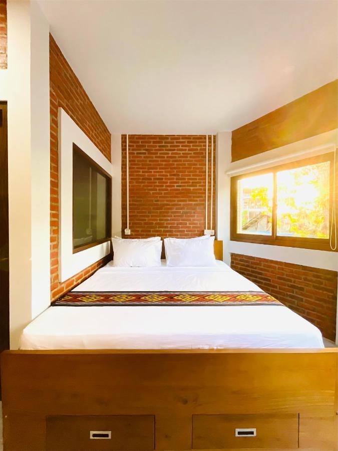 Puu Pau Hotel & Coffee Shop Labuan Bajo Exterior foto