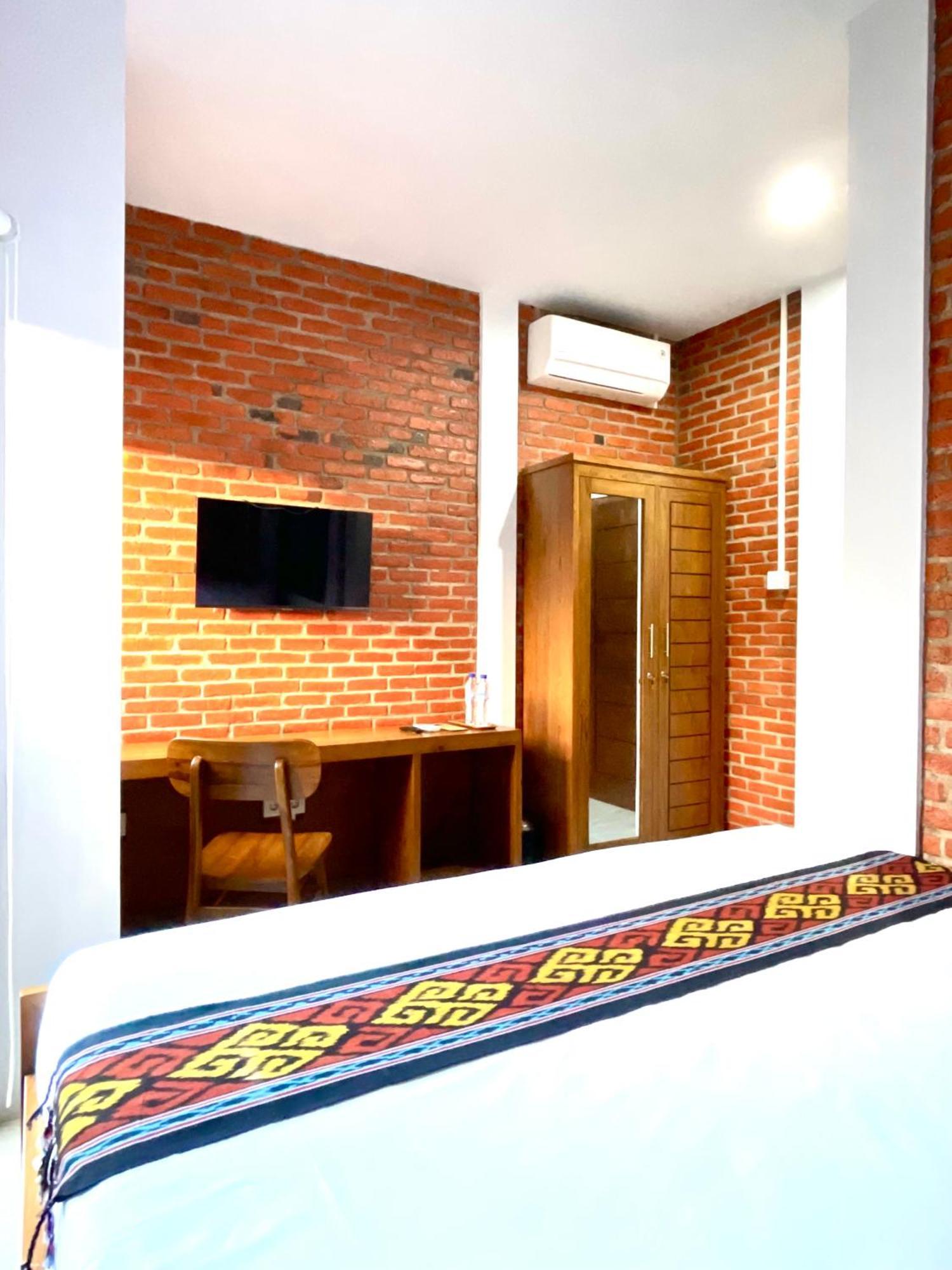 Puu Pau Hotel & Coffee Shop Labuan Bajo Exterior foto